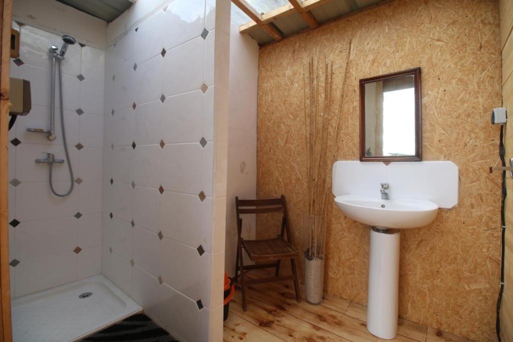 Camping Chez L'Habitant Noyal-Muzillac Exteriör bild